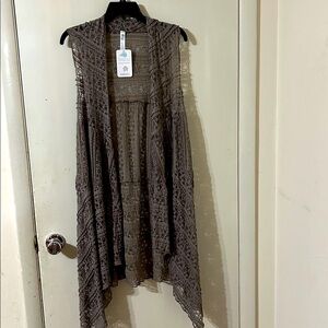 NWT Paisley Grace Hope Lace Sleeveless Open Front Shawl Vest. Size XL
